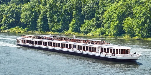 What to Expect on Your First River Cruise A Guide for Beginners